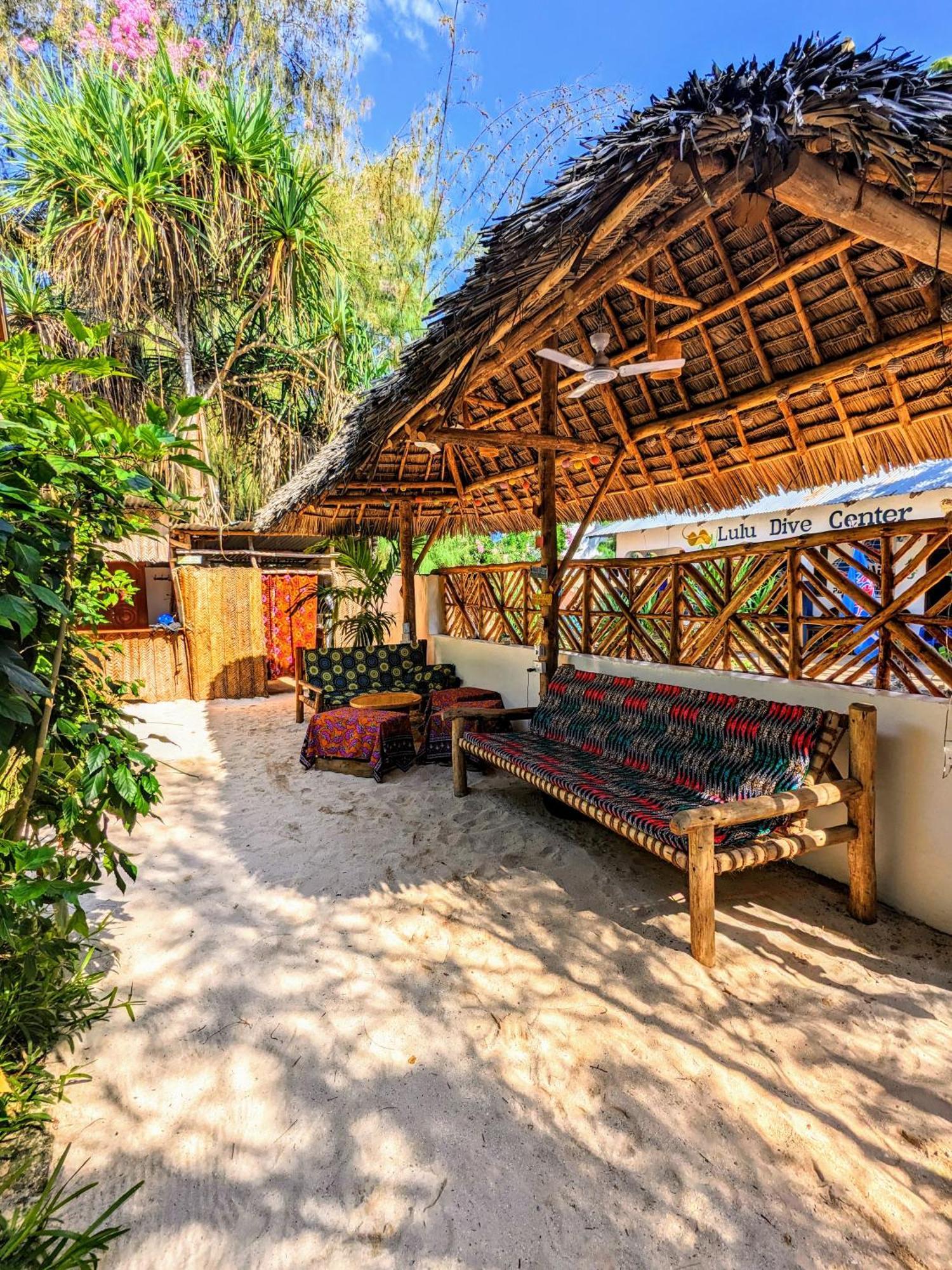 Mkadi Beach House Nungwi Exterior foto